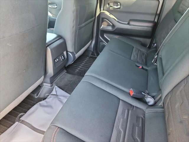2024 Nissan Frontier Crew Cab PRO-4X 4x4