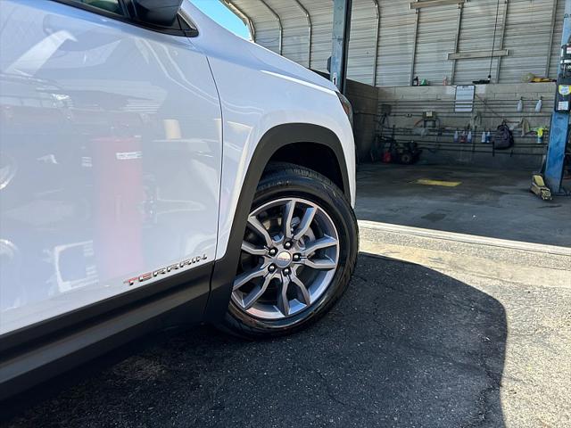 2024 GMC Terrain AWD SLT