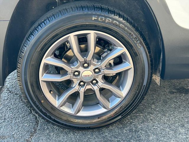 2024 GMC Terrain AWD SLT