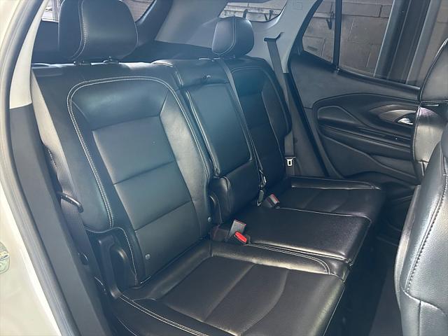 2024 GMC Terrain AWD SLT