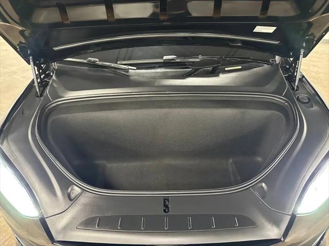 2022 Tesla Model X Plaid Tri Motor All-Wheel Drive