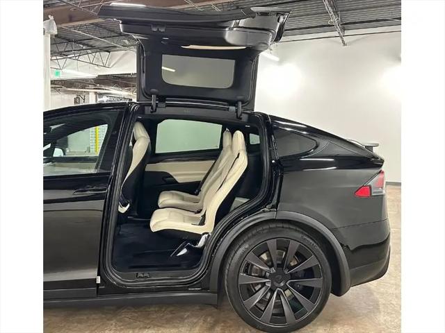 2022 Tesla Model X Plaid Tri Motor All-Wheel Drive