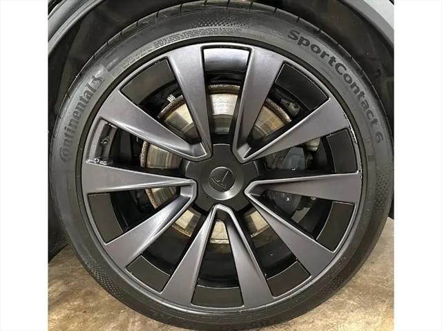 2022 Tesla Model X Plaid Tri Motor All-Wheel Drive