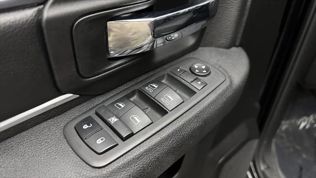 2024 Ram 1500 Classic Warlock Crew Cab 4x4 5'7" Box