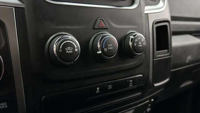 2024 Ram 1500 Classic Warlock Crew Cab 4x4 5'7" Box