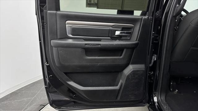 2024 Ram 1500 Classic Warlock Crew Cab 4x4 5'7" Box