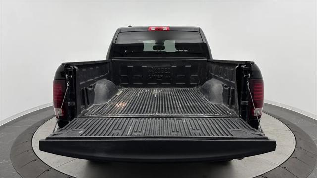2024 Ram 1500 Classic Warlock Crew Cab 4x4 5'7" Box