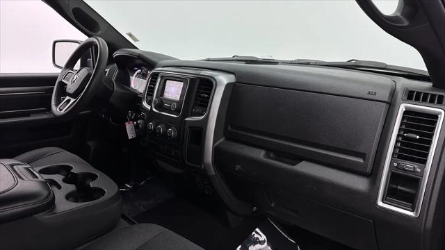 2024 Ram 1500 Classic Warlock Crew Cab 4x4 5'7" Box