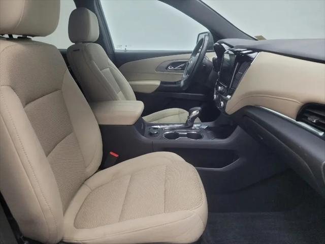 2023 Chevrolet Traverse AWD LT Cloth