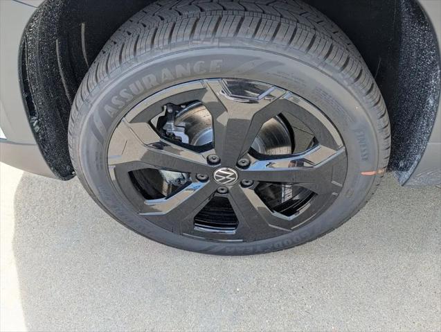 2026 Volkswagen Taos SEL