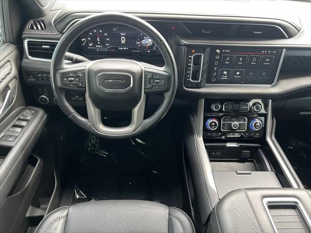 2022 GMC Yukon 4WD Denali