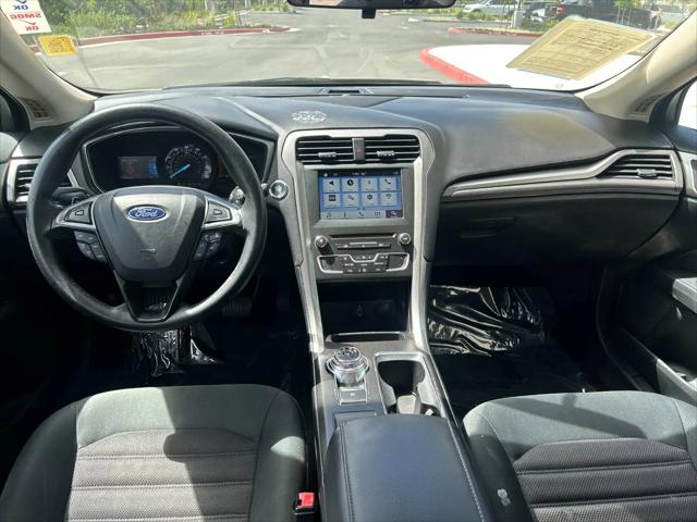 2020 Ford Fusion Hybrid SE