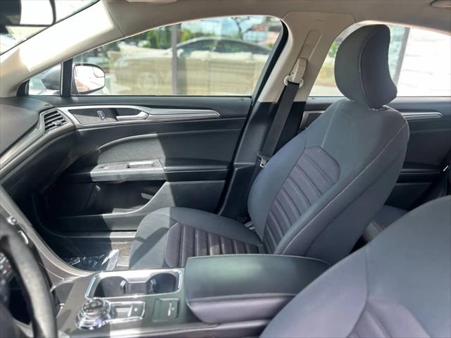2020 Ford Fusion Hybrid SE