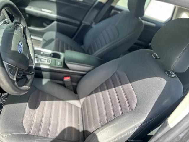 2020 Ford Fusion Hybrid SE