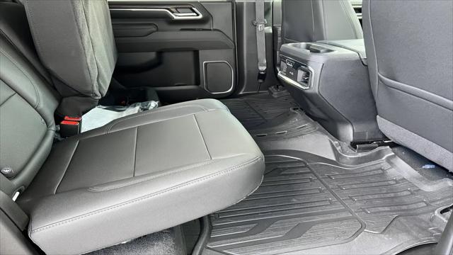 2026 GMC Sierra 2500HD Crew Cab, Standard Bed, SLT, 4WD