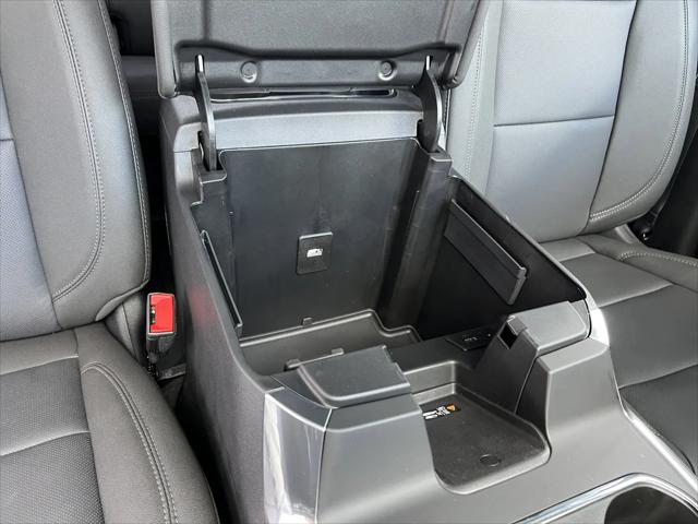 2026 GMC Sierra 2500HD Crew Cab, Standard Bed, SLT, 4WD