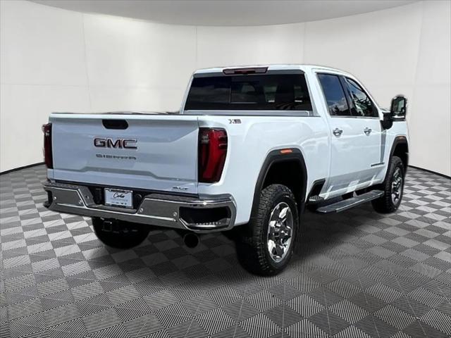 2026 GMC Sierra 2500HD Crew Cab, Standard Bed, SLT, 4WD