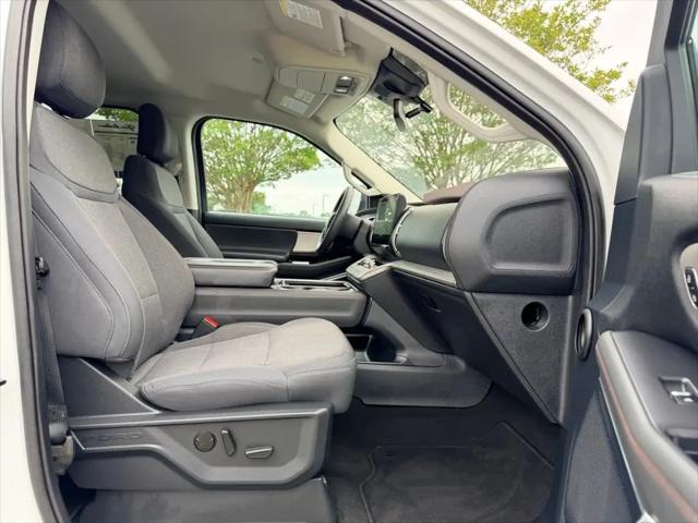 2025 Ford Expedition Active MAX