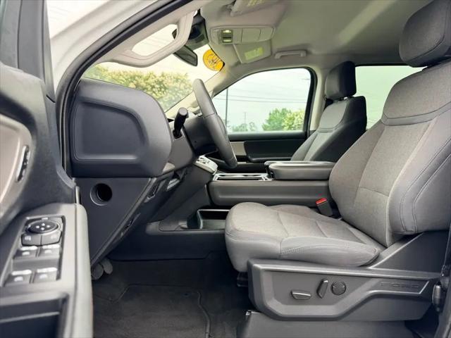2025 Ford Expedition Active MAX