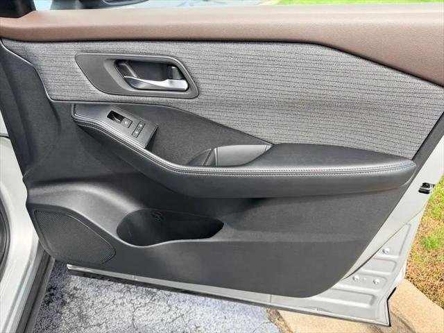 2023 Nissan Rogue SV FWD