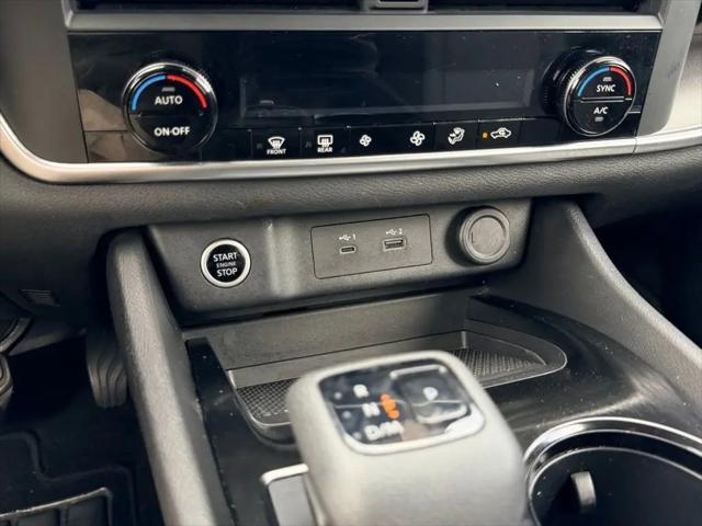 2023 Nissan Rogue SV FWD