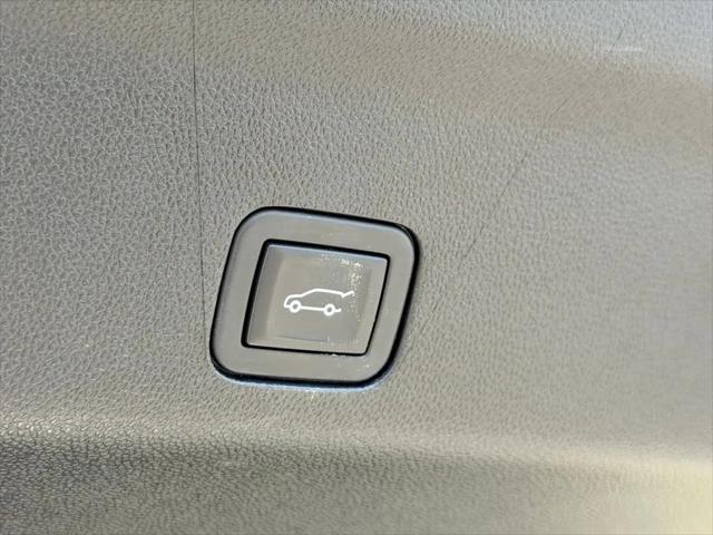 2023 GMC Yukon 4WD Denali