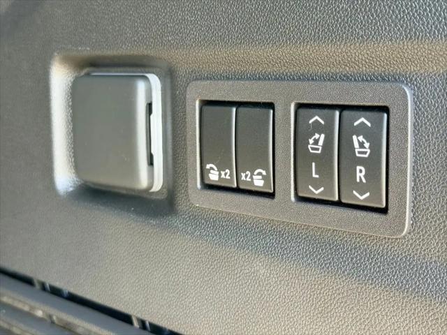 2023 GMC Yukon 4WD Denali