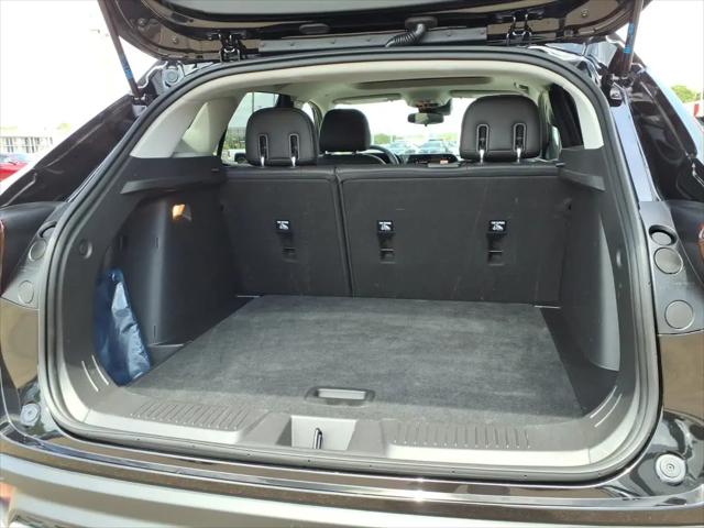 2025 Chevrolet Trax FWD LT