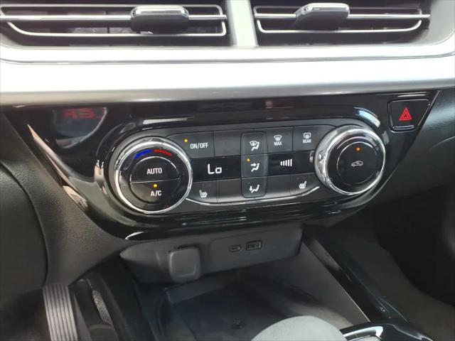 2025 Chevrolet Trax FWD LT