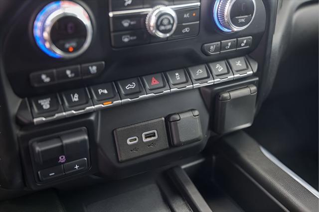 2022 GMC Sierra 3500HD 4WD Crew Cab Standard Bed Denali