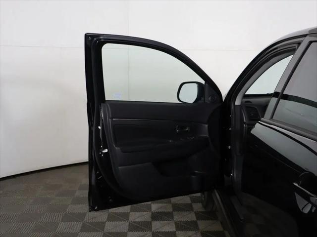 2026 Mitsubishi Outlander Sport 2.0 LE