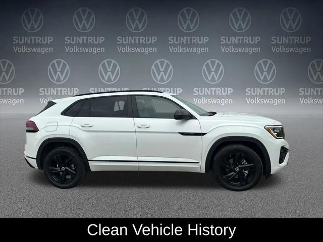 2025 Volkswagen Atlas Cross Sport 2.0T SEL R-Line Black