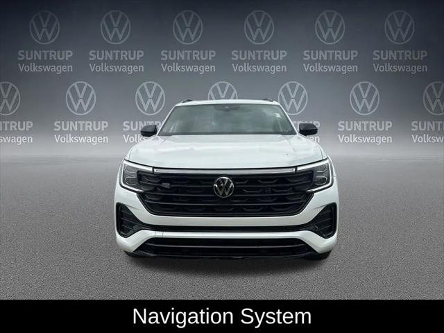 2025 Volkswagen Atlas Cross Sport 2.0T SEL R-Line Black