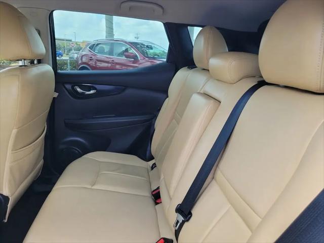 2022 Nissan Rogue Sport SV FWD Xtronic CVT