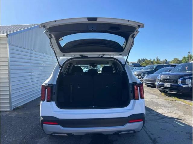 2026 Kia Sorento LX
