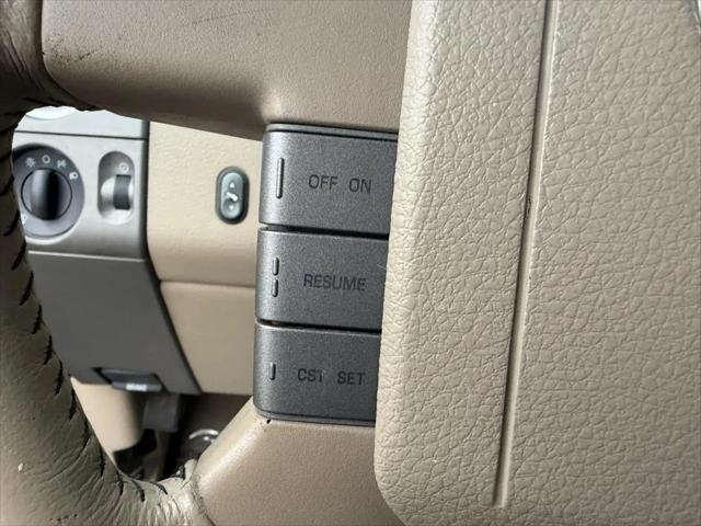 2006 Lincoln Mark LT 2WD