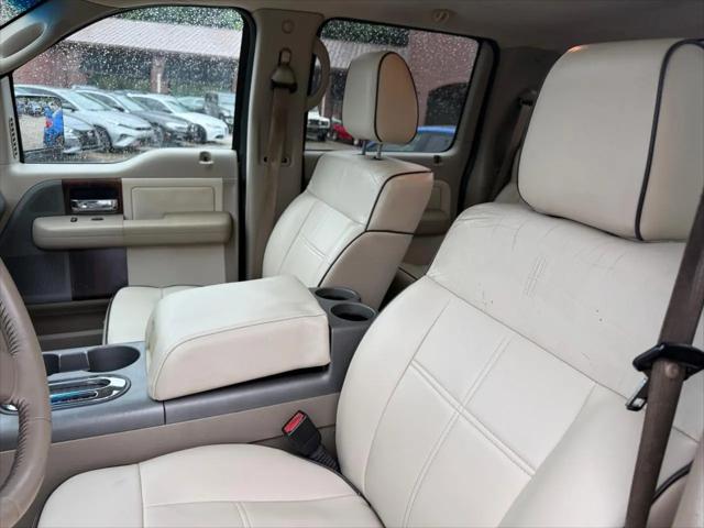 2006 Lincoln Mark LT 2WD