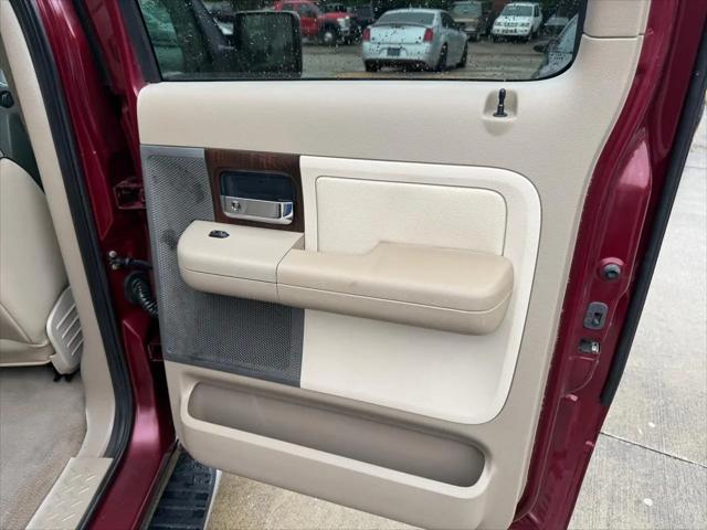 2006 Lincoln Mark LT 2WD