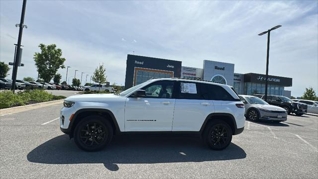 2025 Jeep Grand Cherokee Altitude 4x4