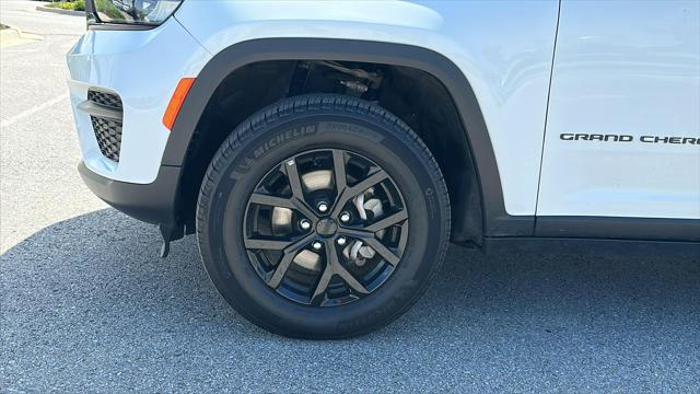 2025 Jeep Grand Cherokee Altitude 4x4