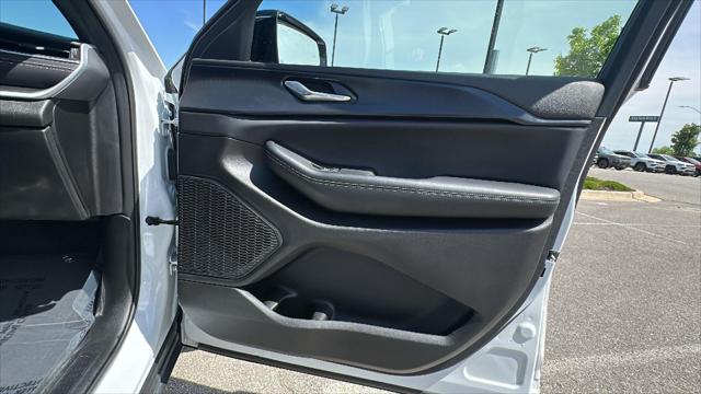 2025 Jeep Grand Cherokee Altitude 4x4