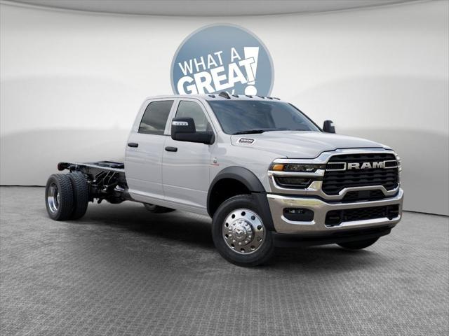 2026 RAM Ram 5500 Chassis Cab RAM 5500 TRADESMAN CHASSIS CREW CAB 4X4 84 CA