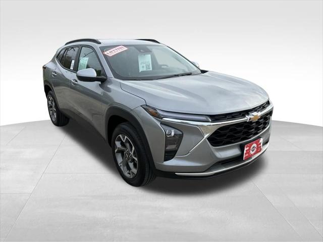 2025 Chevrolet Trax FWD LT
