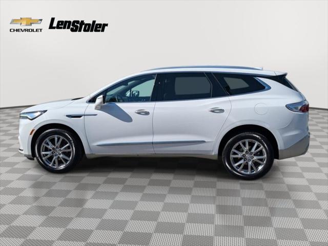 2023 Buick Enclave Essence FWD