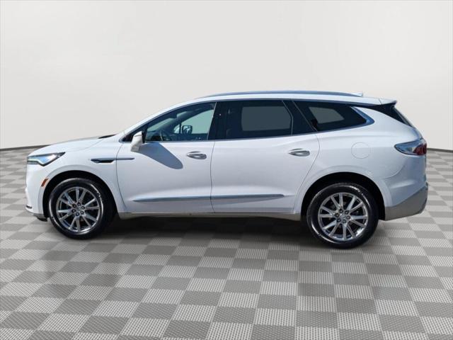 2023 Buick Enclave Essence FWD