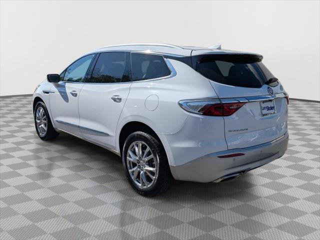 2023 Buick Enclave Essence FWD