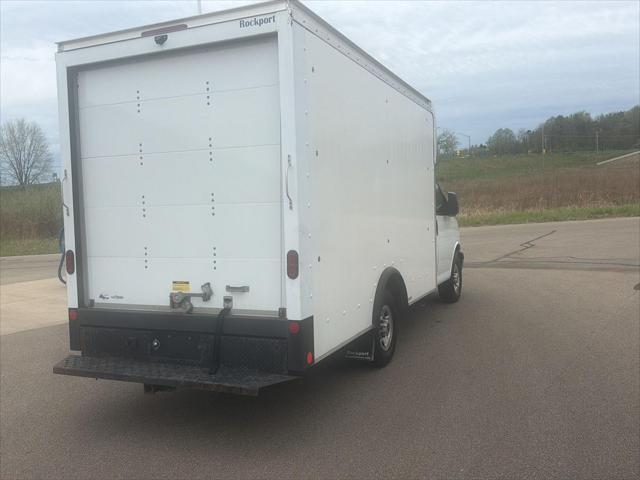 2022 GMC Savana Cutaway Work Van