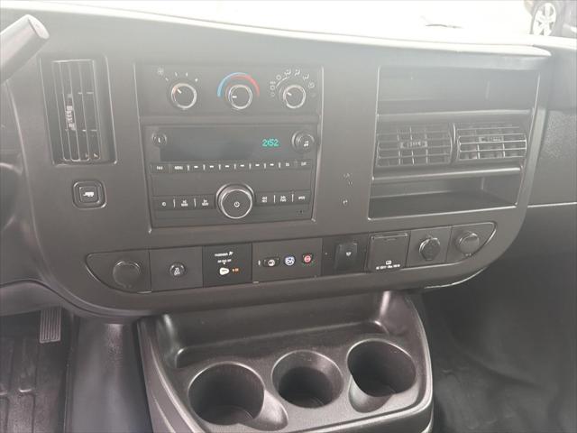 2022 GMC Savana Cutaway Work Van