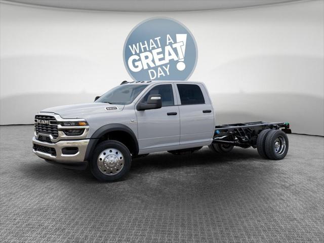 2026 RAM Ram 5500 Chassis Cab RAM 5500 TRADESMAN CHASSIS CREW CAB 4X4 84 CA