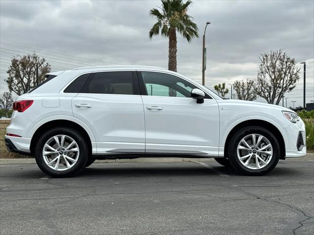 2025 Audi Q3 Premium 45 TFSI S line quattro Tiptronic